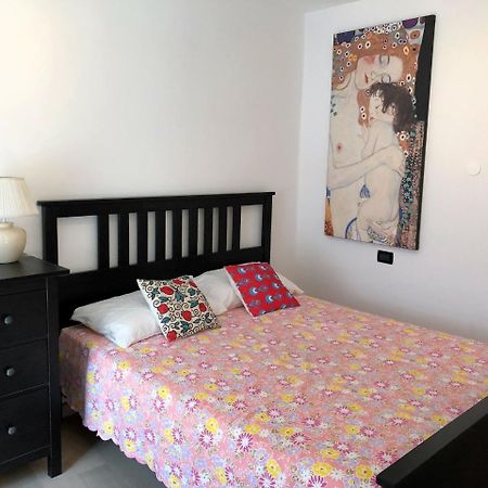 Apartamento House Claudia By Holiday World Génova Exterior foto